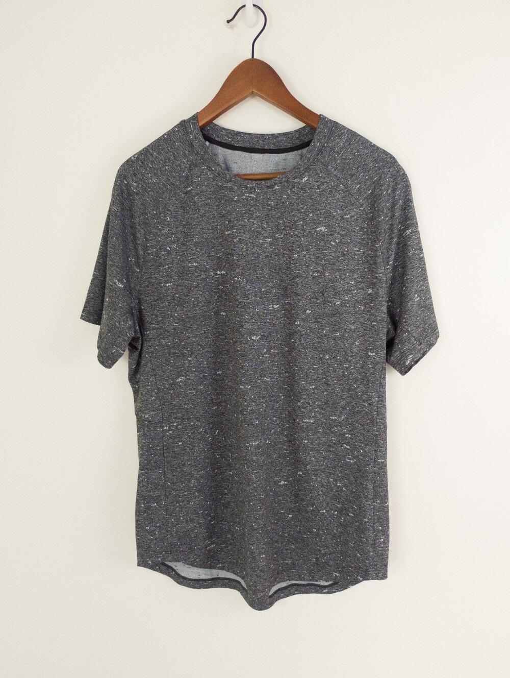 Lululemon Fresh Form Short Sleeve Shirt Size Large